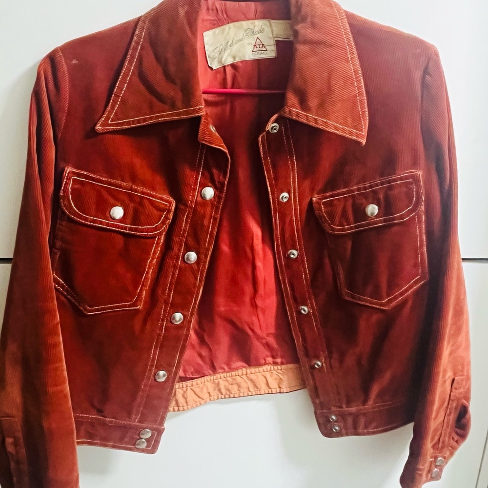 VINTAGE Women's Rust Corduroy Jacket
